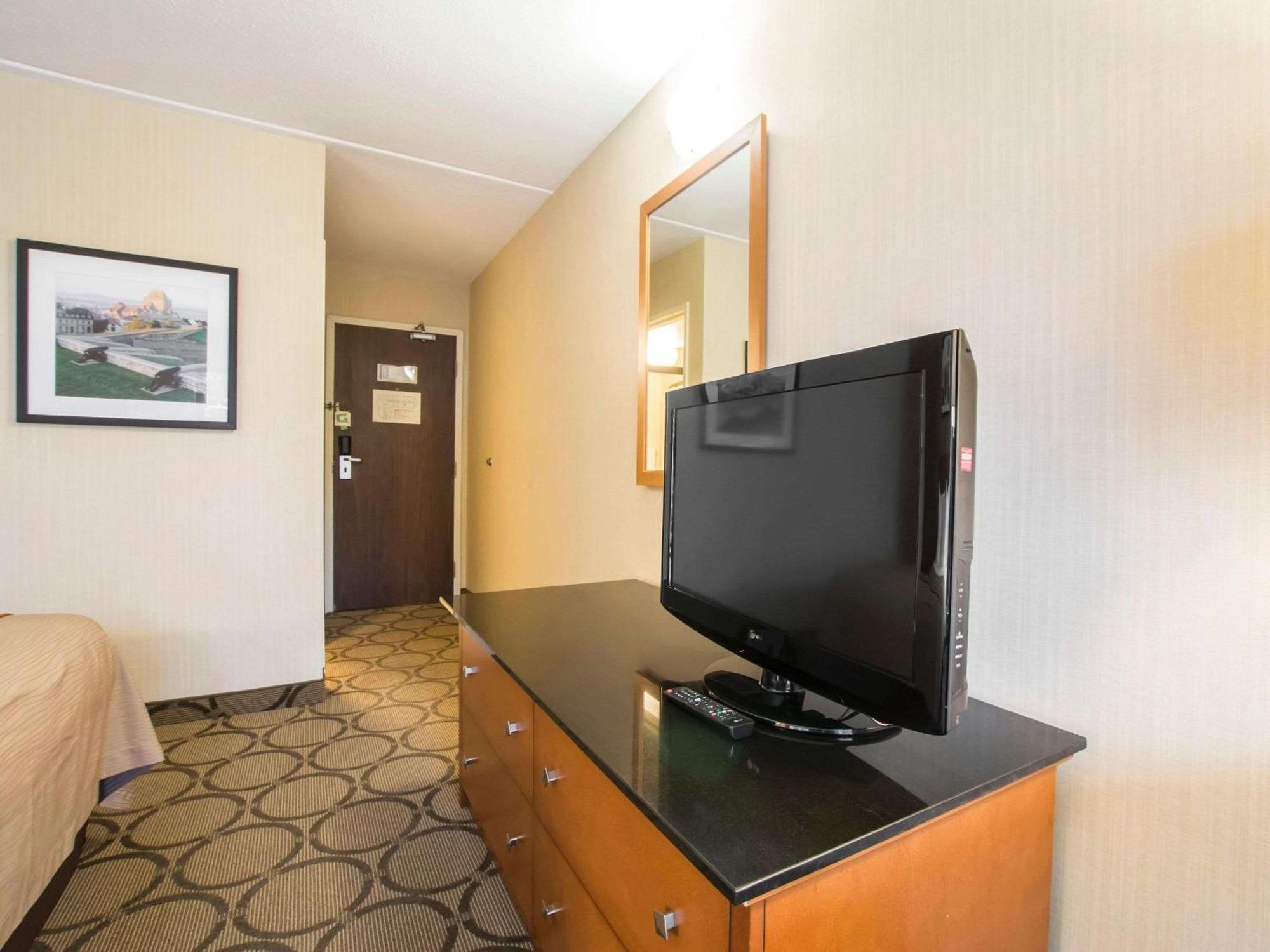 Comfort Inn Airport East Québec Zewnętrze zdjęcie